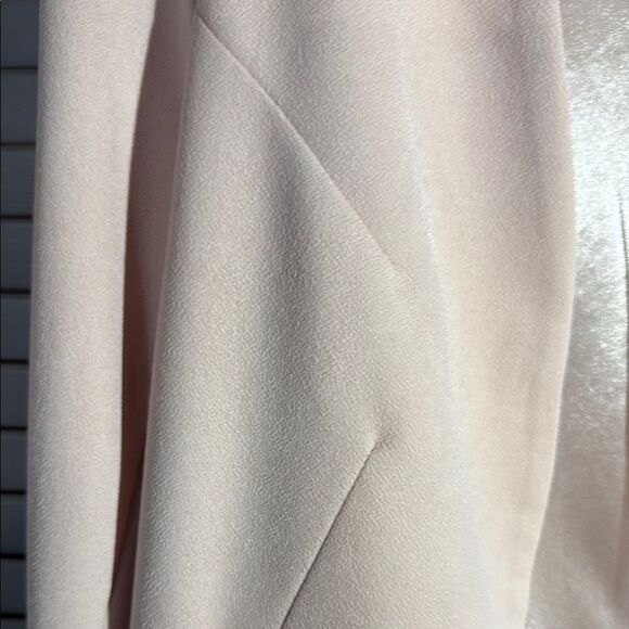 BCBGeneration Cream Blazer Tailored Open Front pre-owned size: xs - Picture 8 of 9